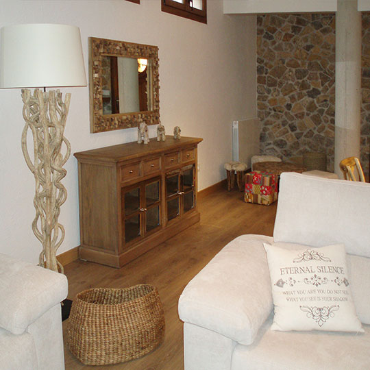 Amueblamiento y reforma sótano vintage